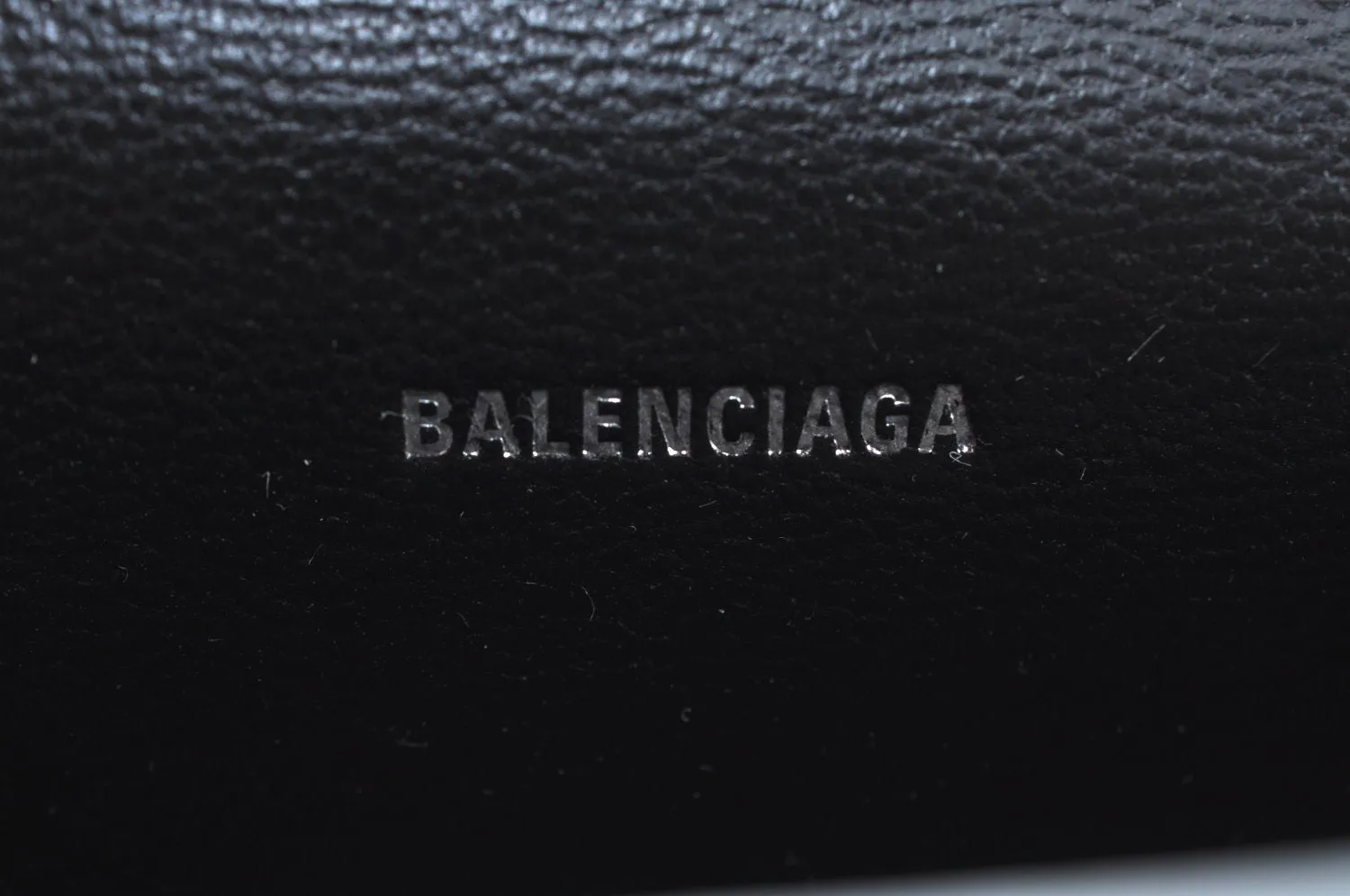 Authentic BALENCIAGA Hourglass Wallet Pouch Leather 656051 Silver Box 5381J